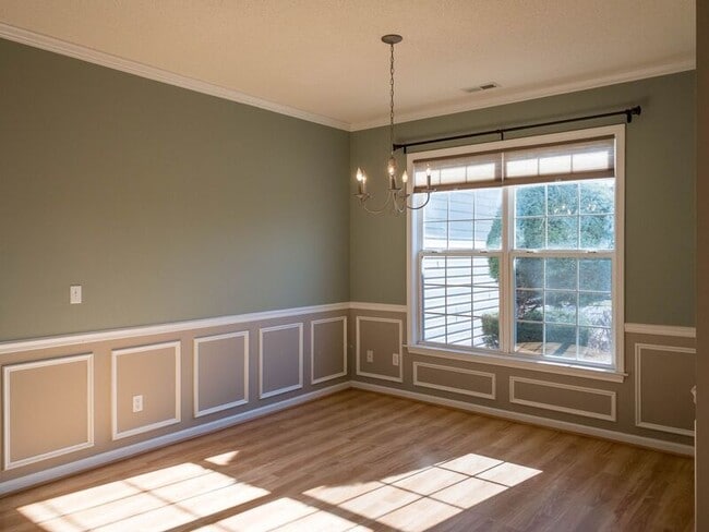 Photo - 38 Summer Meadow Rd