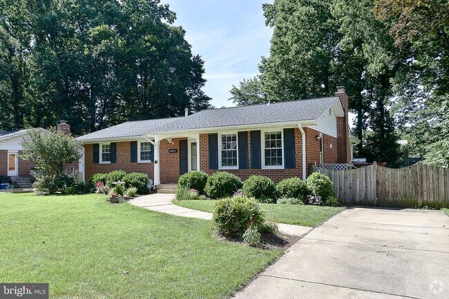 Building Photo - 10231 Shiloh St Rental