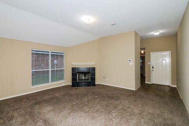 Photo - 3506 Greenleaf Lodge Ln
