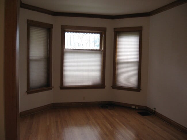 Photo - 3916 N Kildare Ave Unit 1