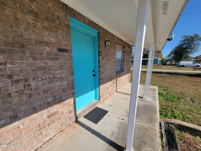 Photo - 6529 Chipewa St Unit F