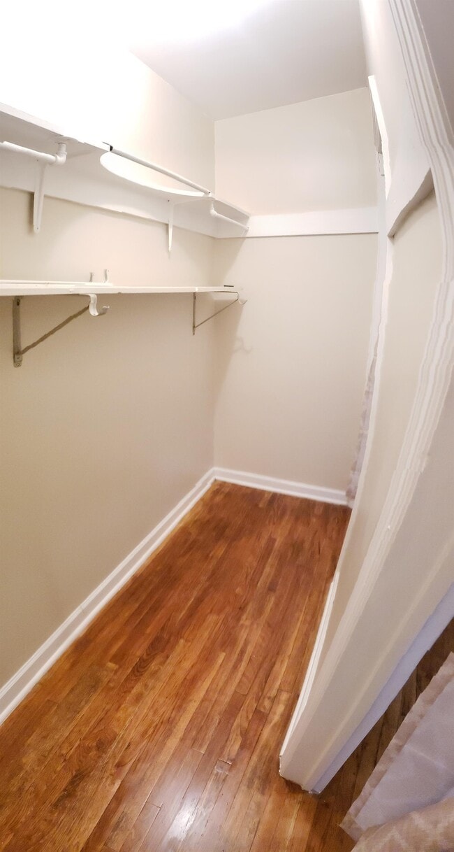 213 Locust St Unidad 2
