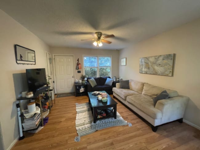 Photo - 156 Pinnacle Ln