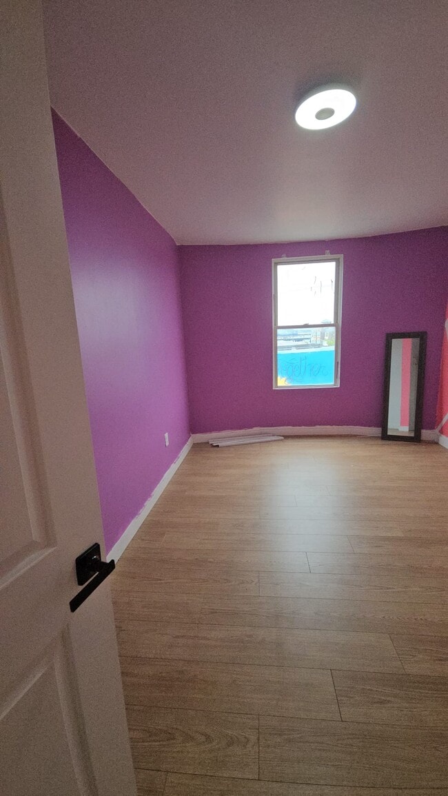 Photo - Estate of N 60th street Unit 3