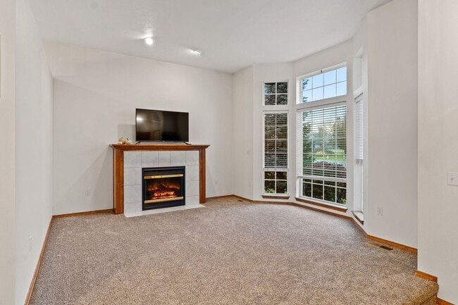 Photo - Beautifully done 3 bed 3 bath home in Greenacres/liberty lake area