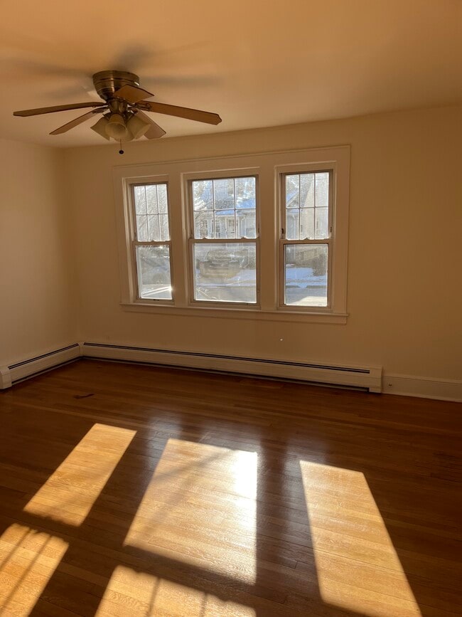Photo - 12 Abbott Pl Unit 12