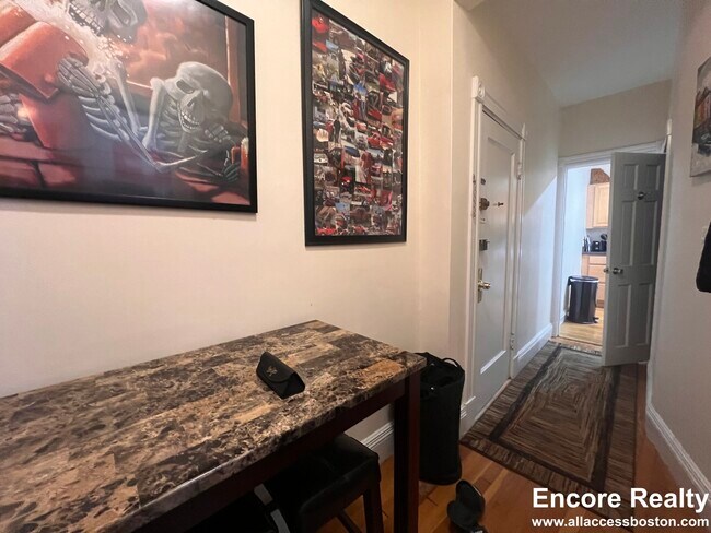 65 Park Dr Unit 17