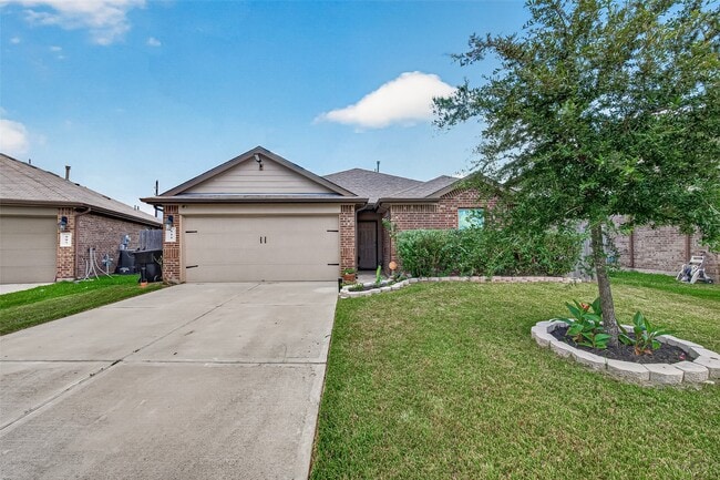 Photo - 811 Petunia Falls Ln