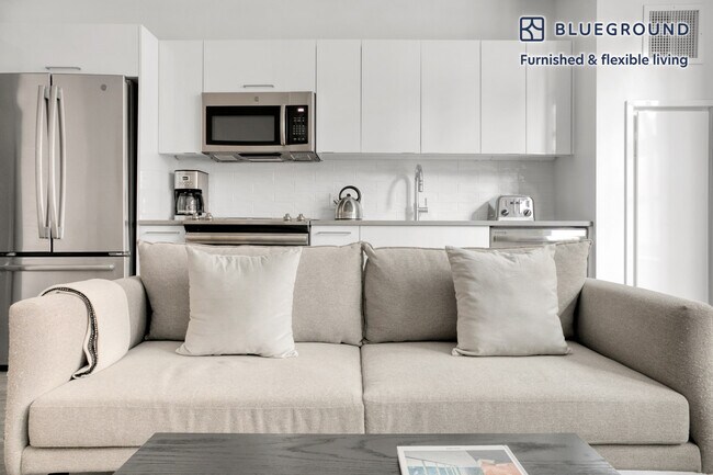 89 E Dedham St Unidad PL FL2-ID613