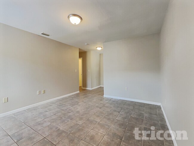 Photo - 1408 Highview Rd