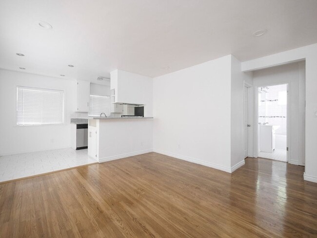 Photo - 1215 Granville Ave