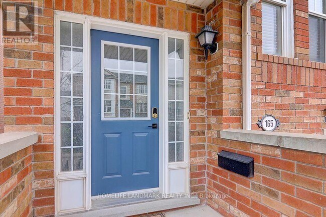 Photo - 5980 Whitehorn Ave