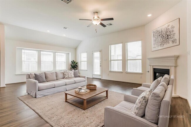 Building Photo - 2017 Camay St