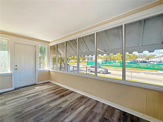 Photo - 944 18th Ave S Unit A