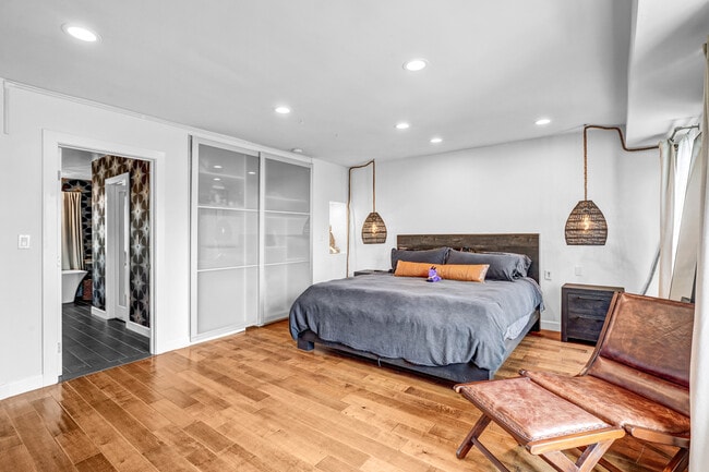 Photo - 4105 Pacific Ave Unit 1