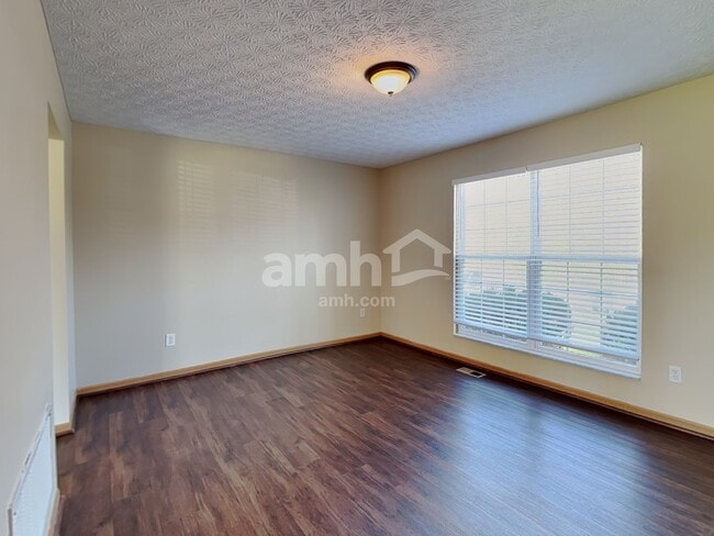 Photo - 8245 Crete Ln