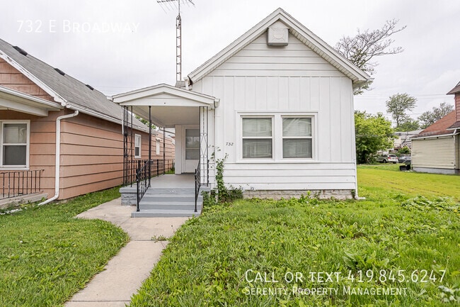 Building Photo - 732 E Broadway- Rental