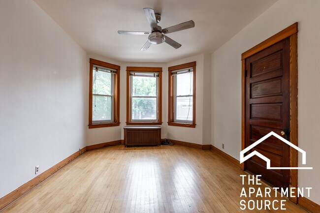 Photo - 2042 W Armitage Ave Unit 1