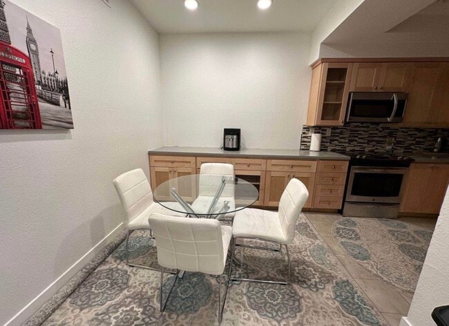 Photo - 237 Shadow Dance Dr Unit 237