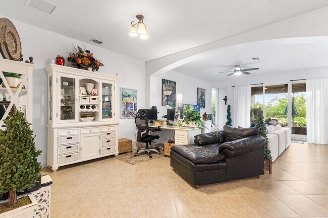 Photo - 12170 SW Bennington Cir