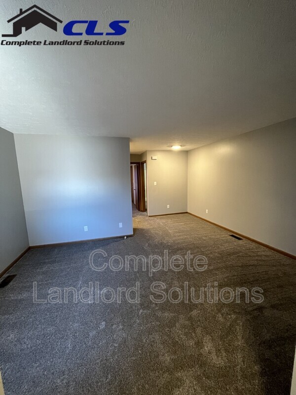 Photo - 1812 E Morgan Dr Rental