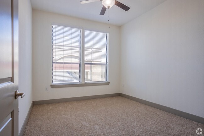 Photo - The Smartest Move Right Now Unit GLC2