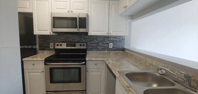 Photo - 1069 Coral Club Dr Unit 1069