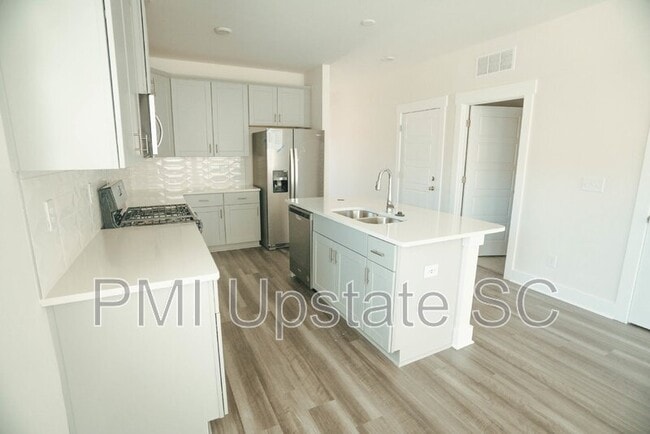 Photo - 35 Galley Ln