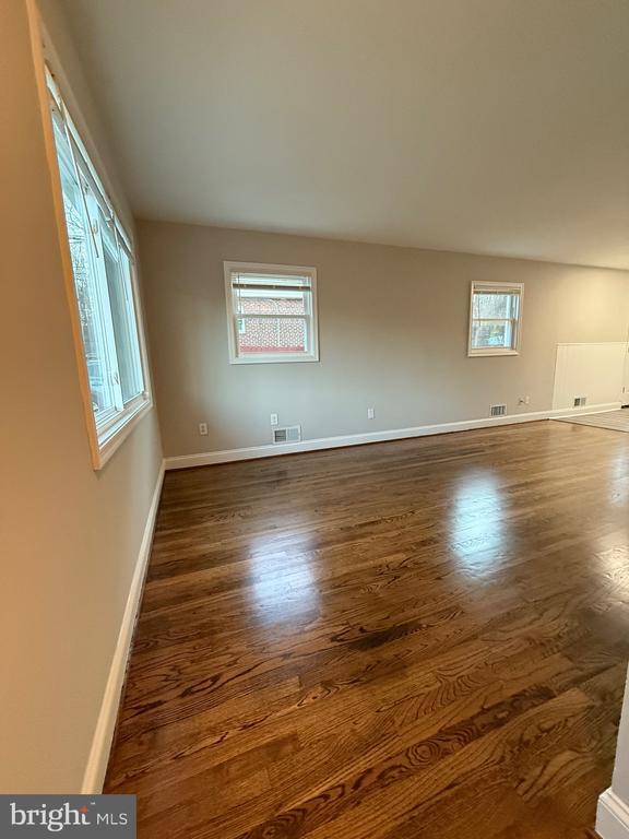 Photo - 5852 Mt Vernon Dr