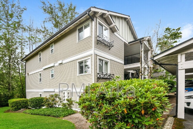 Building Photo - 11309 NE 128th St Unit Apt F102