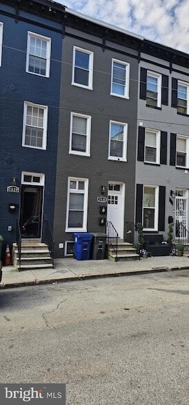 Building Photo - 1531 W Fairmount Ave Rental