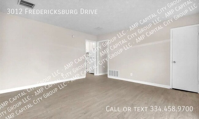 Photo - 3012 Fredricksburg Dr