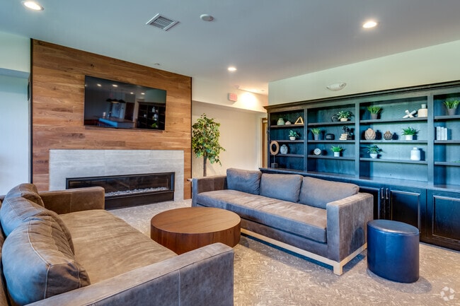 Community Room - Lakeshore Ridge