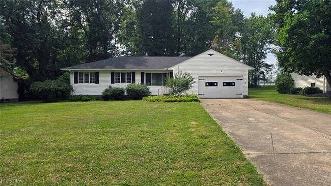 Building Photo - 6862 Westview Dr Rental