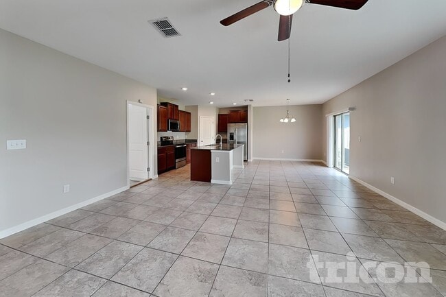 10027 RoseMary Leaf Ln