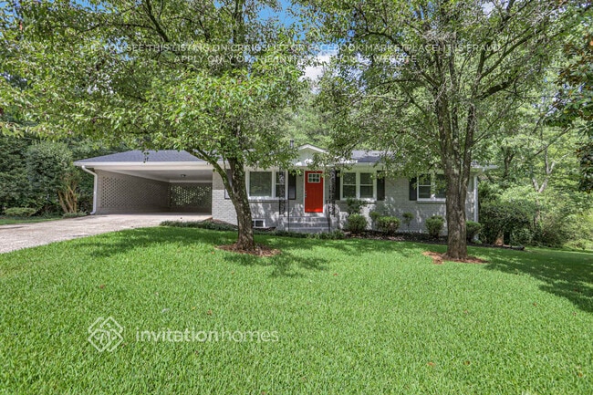 3126 Holbrook Dr SW