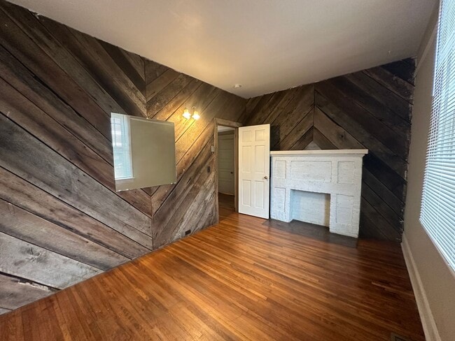 Photo - 405 Langhorne Ln Unit 405 Langhorne Ln Apt A