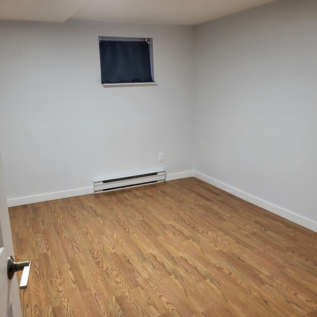 Photo - 2945 Quadra St Unit 1