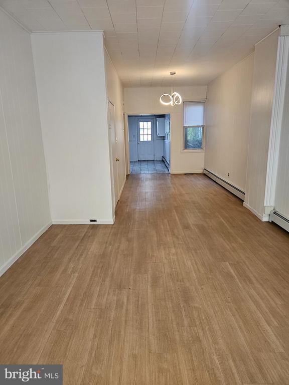 Photo - 605 E Centre St
