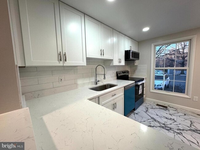 Photo - 2903 Montauk Ct