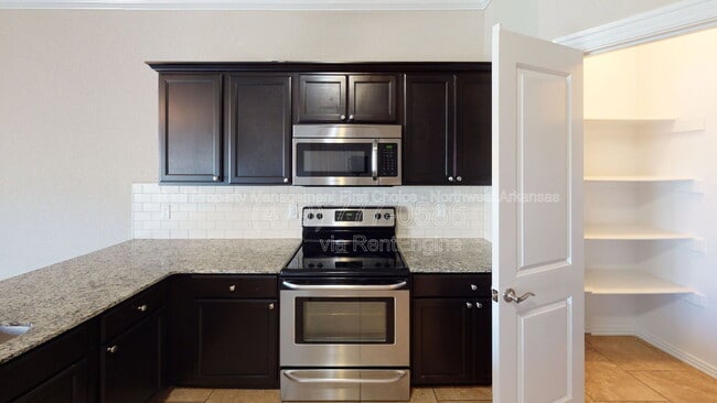 Photo - 2711 W Shasta Rd