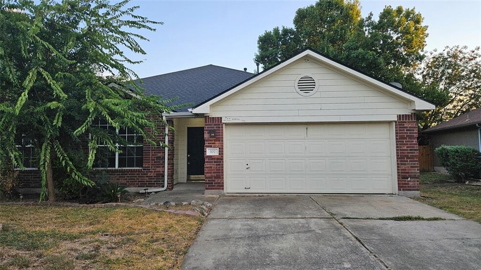 107 Helen Cove