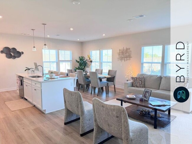 Photo - 6655 Citory Way Unit 203