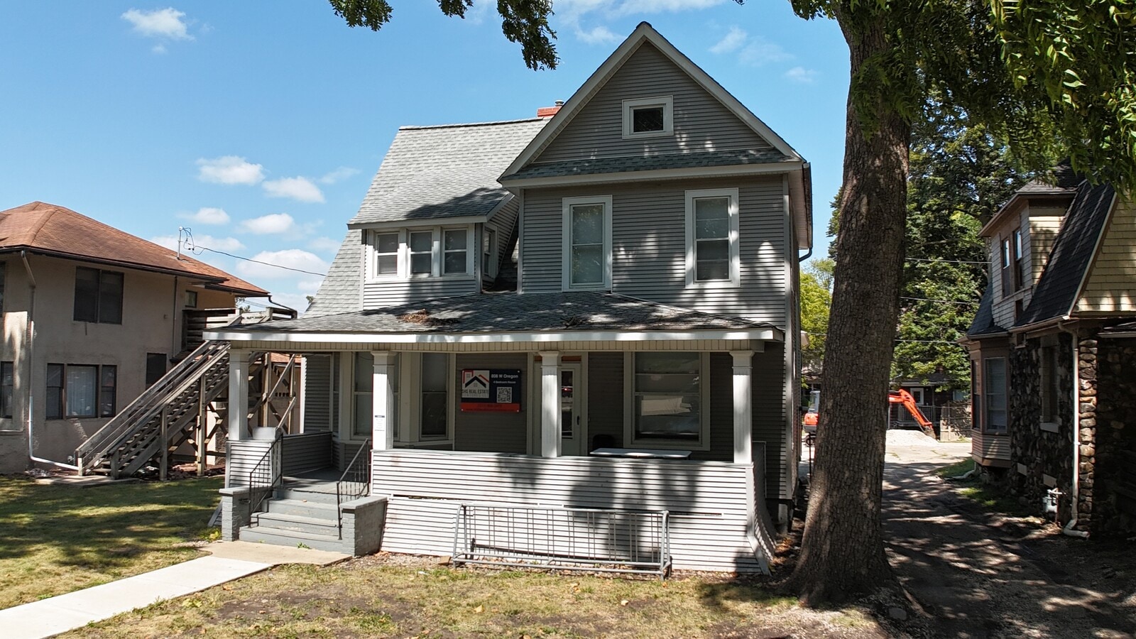 Photo - 808 W Oregon St