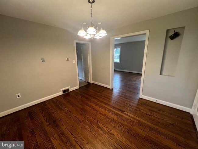 Photo - 5140 15th St N