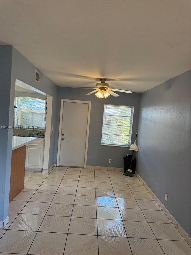 Photo - 3525 Polk St Unit 7