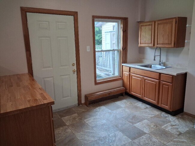 Photo - 360 Main St Unit Apt #1