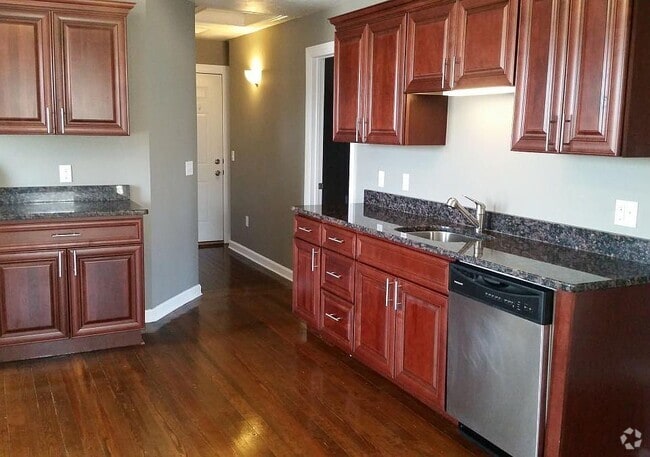 Building Photo - 6 Old Angell Rd Unit 3rd floor Rental