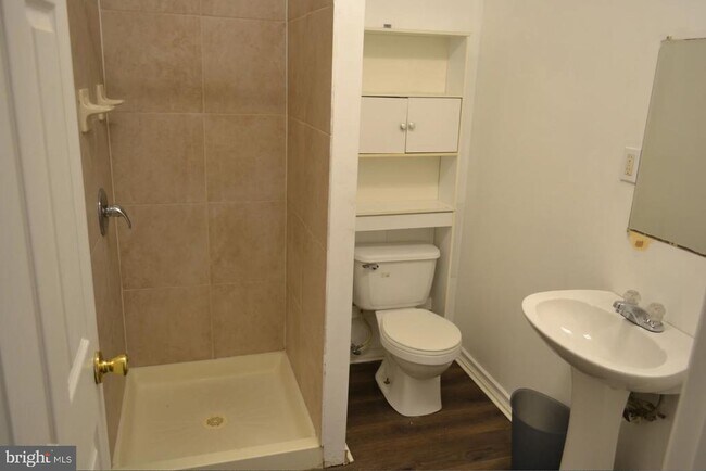 Photo - 1226 W Cross St