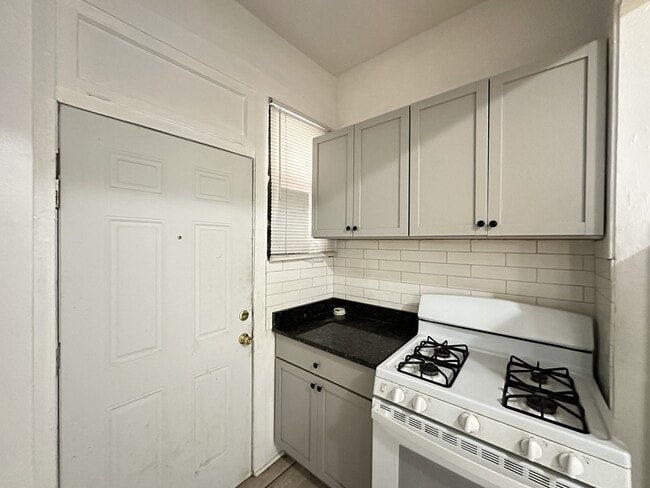 Photo - 1321.5 W Estes Ave Unit 94